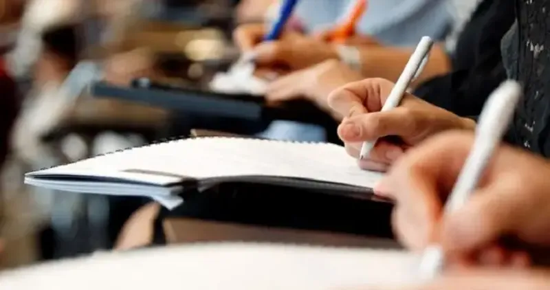 Дочь подала в суд на отца из-за алиментов