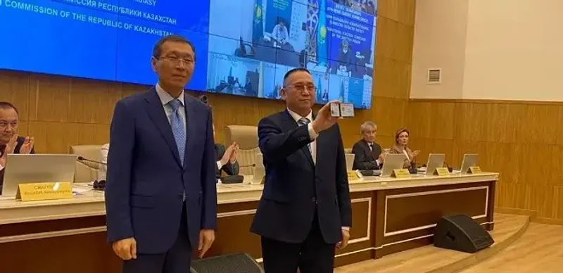 Нурлан Ауесбаев стал шестым кандидатом в президенты