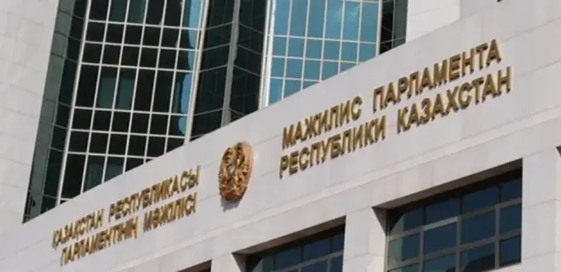 Спикер Мажилиса дал оценку работе правительства