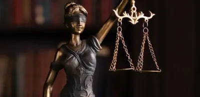 Конституционный cуд: казахстанцы в затруднительном материальном положении, должны иметь равный доступ к правосудию