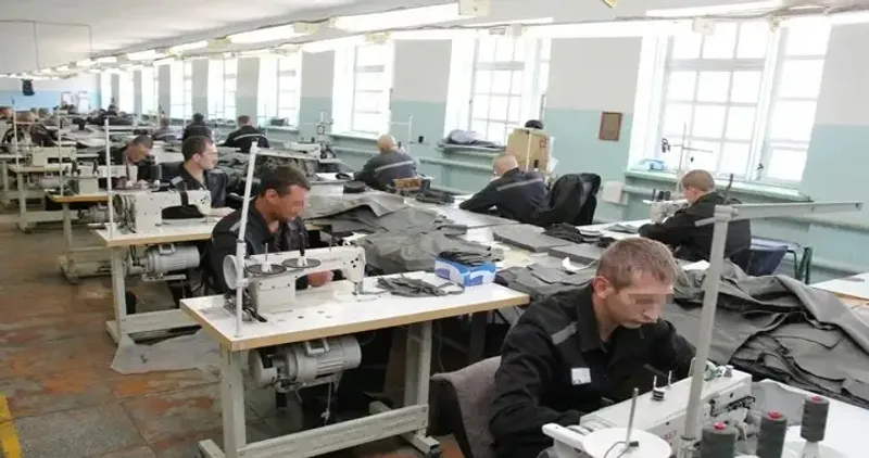 Как осужденные выплачивают компенсации в Казахстане