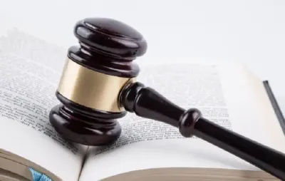 молоток судьи