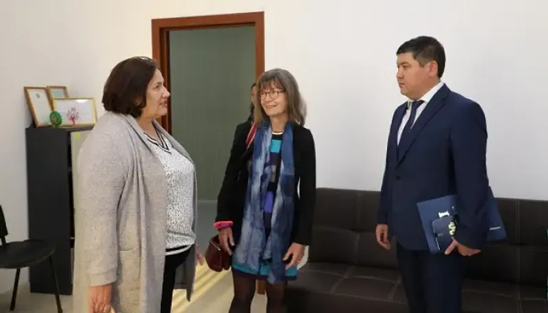 Элизабет Стонг в СМАС города Астана