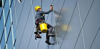 Арестован работодатель промышленных альпинистов, которые погибли на стройобъекте в Астане