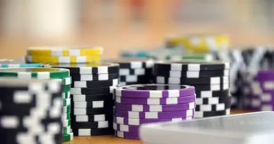 организатора игры в покер осудили в Атырауской области