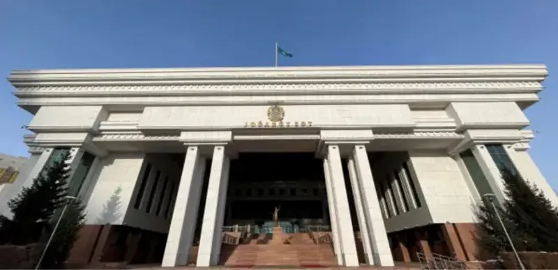 Верховный суд оставил дом и квартиру жительнице Шымкента