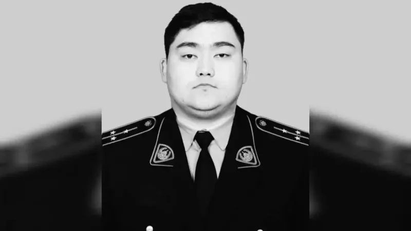 полицейский, старший лейтенант, старший лейтенант полиции Канат Габитов