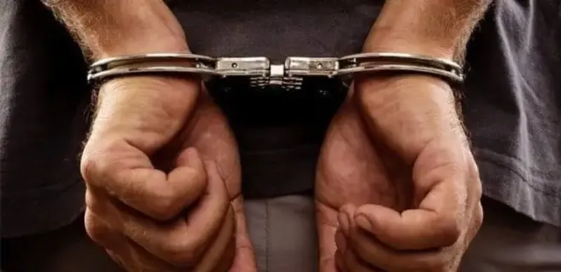 В Таразе арестовали голого мужчину