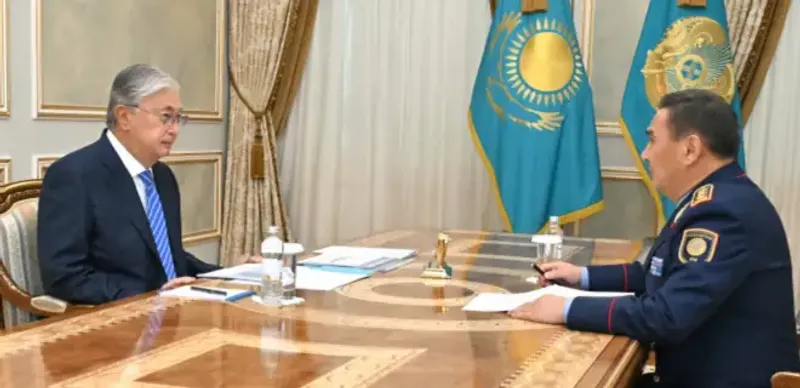 Токаев принял министра внутренних дел Марата Ахметжанова