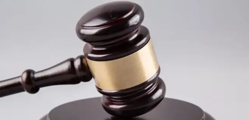 суд оставил обвиненного в тюрьме