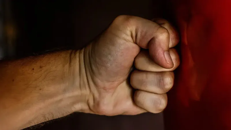 бытовое насилие