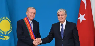 Токаев пригласил Эрдогана в Туркестан