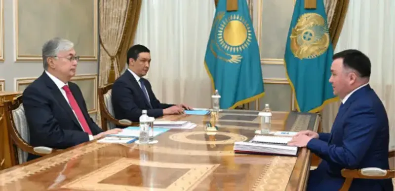 Токаев принял председателя Верховного суда Асламбека Мергалиева