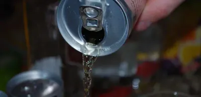 Подпольный цех по производству энергетических напитков выявили в Шымкенте