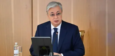 Токаев обрушился с критикой на госслужащих из-за проблем в Астане