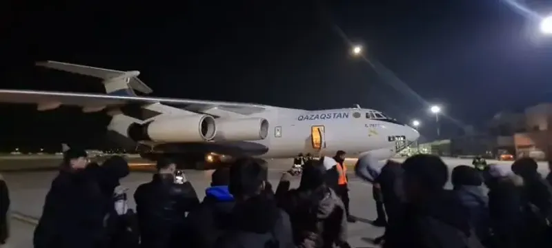 Вторая группа казахстанцев вернулась из Турции