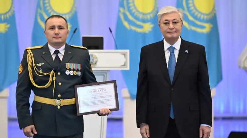 Токаев наградил спецназовцев