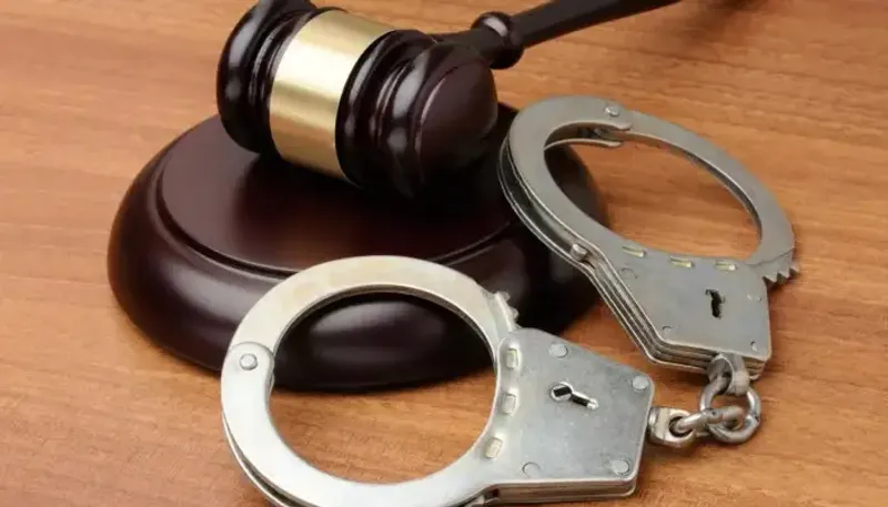 приговор наручники арест